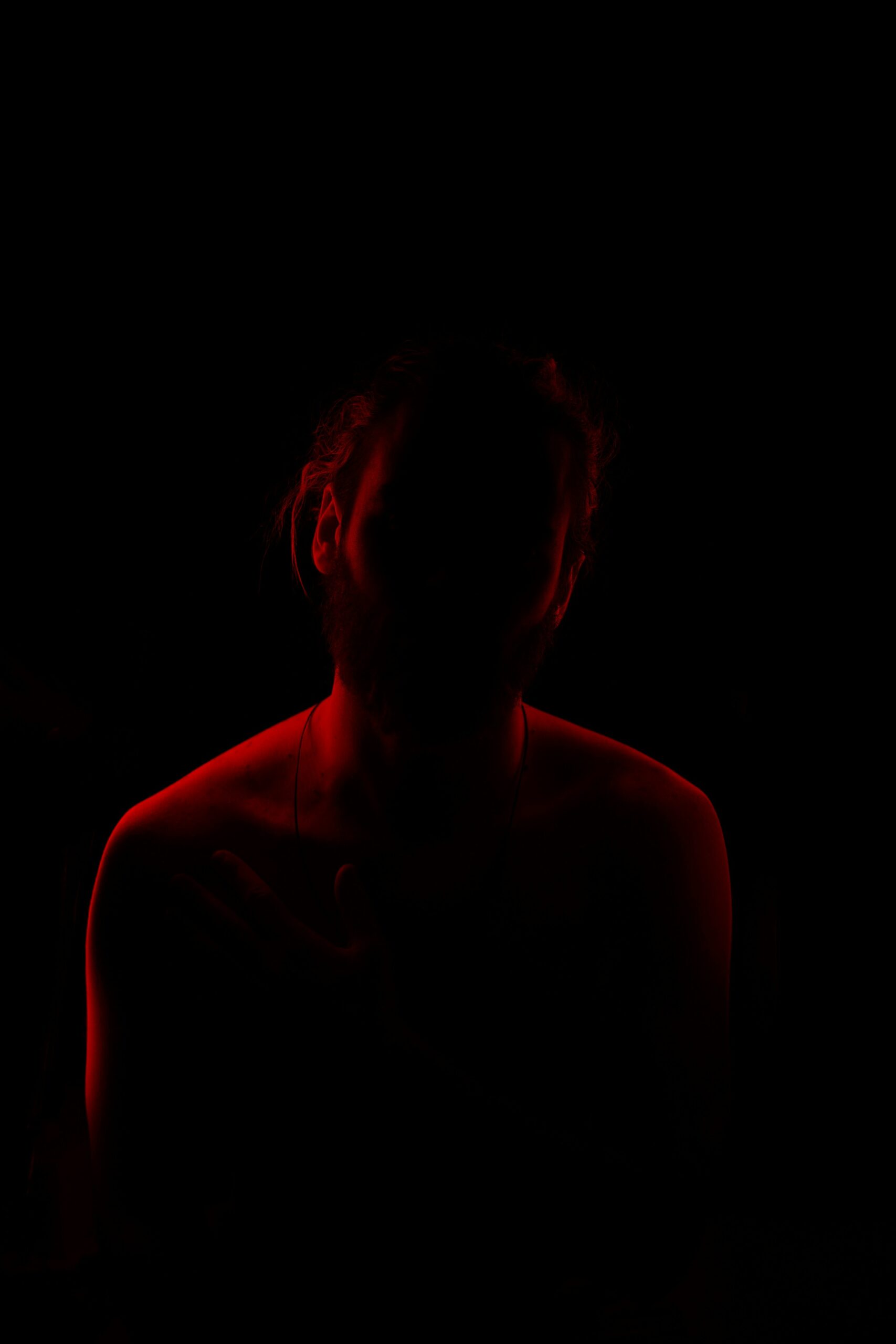 Mr. Ortega – professioneller Sprecher für Hörbücher, Dark Romance und Thriller